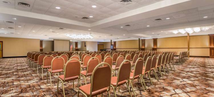 奥扎克斯酒店(Lodge of the Ozarks)图片