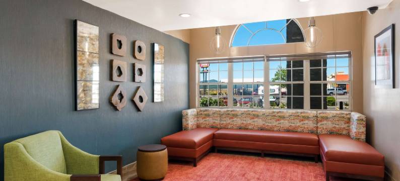 贝斯特韦斯特贝尔蒙特影山酒店(Best Western Bellemont Shadow Mountain Inn)图片