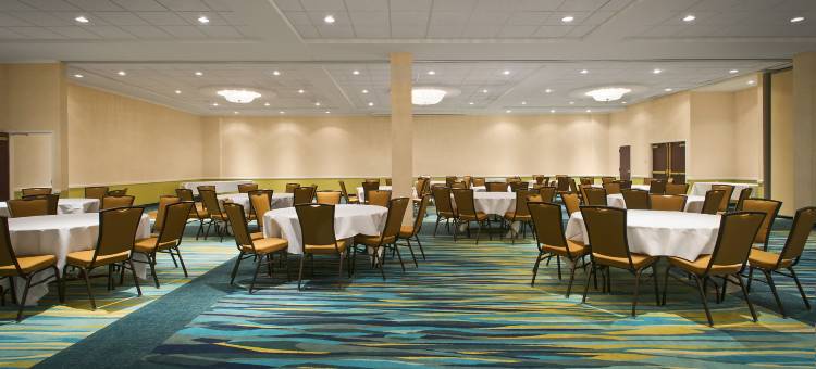 劳伦斯市中心万豪SpringHill酒店(SpringHill Suites Lawrence Downtown)图片