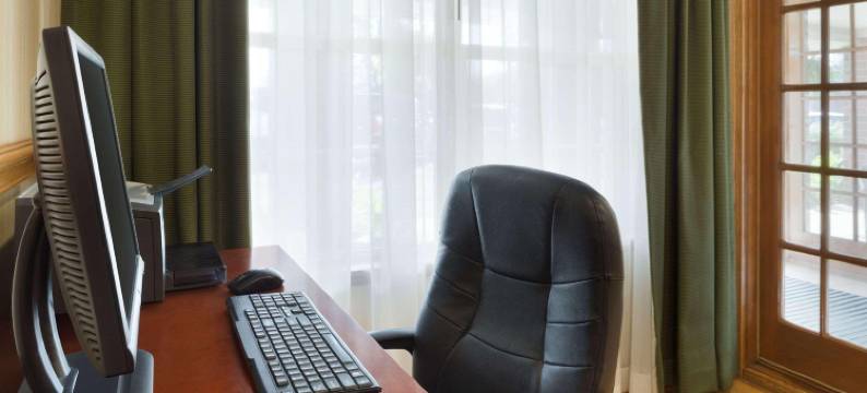 马其顿丽怡酒店(Country Inn & Suites by Radisson, Macedonia, Oh)图片