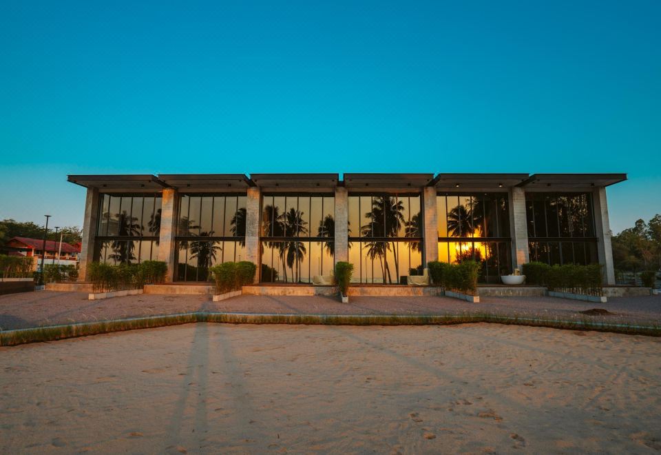 The Bloc @ Sea Hotel Overview