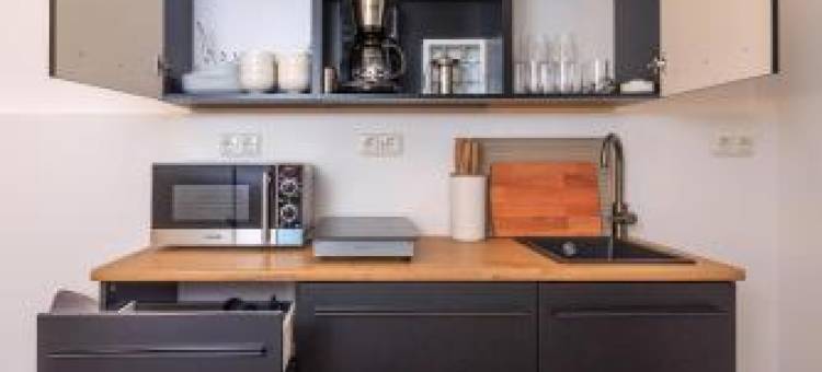 Global Living 设计公寓 I 奥格斯堡市政厅广场(Global Living - Design Apartment I Rathausplatz I Kitchen I Augsburg)图片