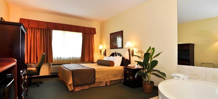 山姆休斯顿收费公路温德姆戴斯套房酒店(Days Inn & Suites by Wyndham Sam Houston Tollway)图片