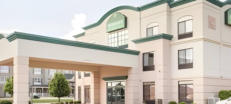 尚佩恩/厄巴纳贝斯特韦斯特优质酒(Best Western Plus Champaign/Urbana Inn)图片