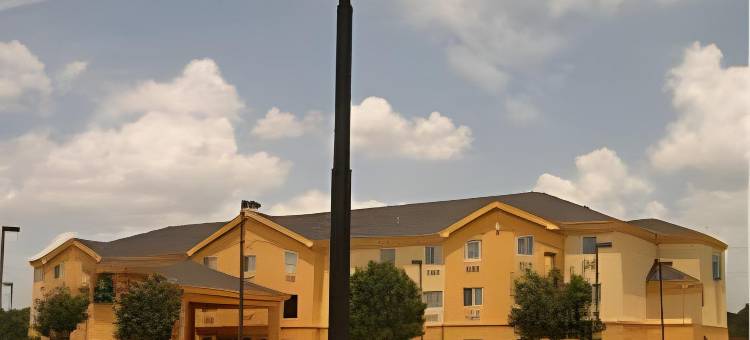 鲍尔奇斯普林斯6号汽车旅馆(Motel 6 Mesquite, TX - Balch Springs)图片