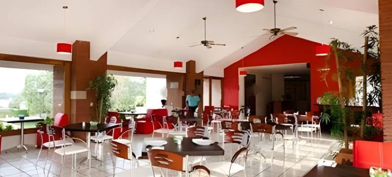 瓦哈卡维拉斯德尔索尔酒店(Villas del Sol Hotel & Bungalows)图片