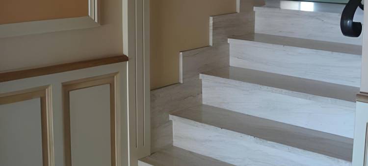 图阿尔接触驿站酒店(Contact Hôtel du Relais Thouars)图片