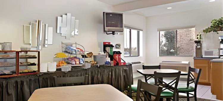 诺贝斯维尔凯艺酒店-印第安纳波利斯(Quality Inn Noblesville-Indianapolis)图片