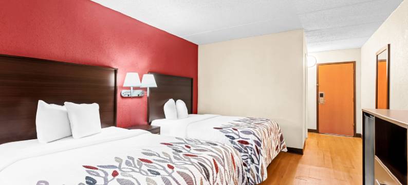 科特兰德红顶酒店(Red Roof Inn Cortland)图片