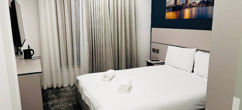 依尔福德大酒店(Ilford Grand Hotel)图片