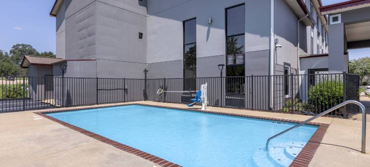 密西西比克林顿红屋顶套房客栈(Red Roof Inn & Suites Clinton, MS)图片