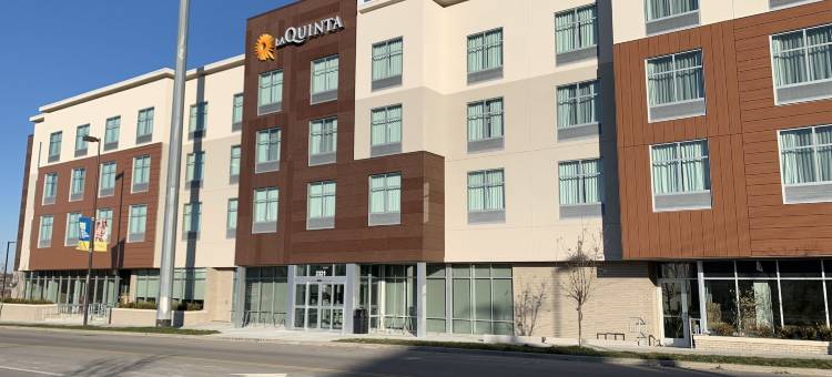 堪萨斯城灯塔山拉昆塔温德姆套房酒店(La Quinta Inn & Suites by Wyndham Kansas City Beacon Hill)图片