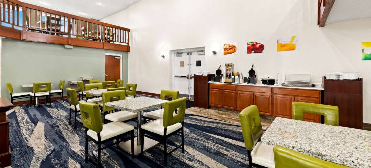 梅森郊区开间 靠近国王岛(Suburban Studios Mason Near Kings Island)图片