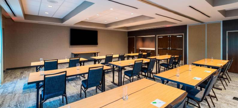 坦帕西北-老兵高速公路万怡酒店(Courtyard Tampa Northwest/Veterans Expressway)图片