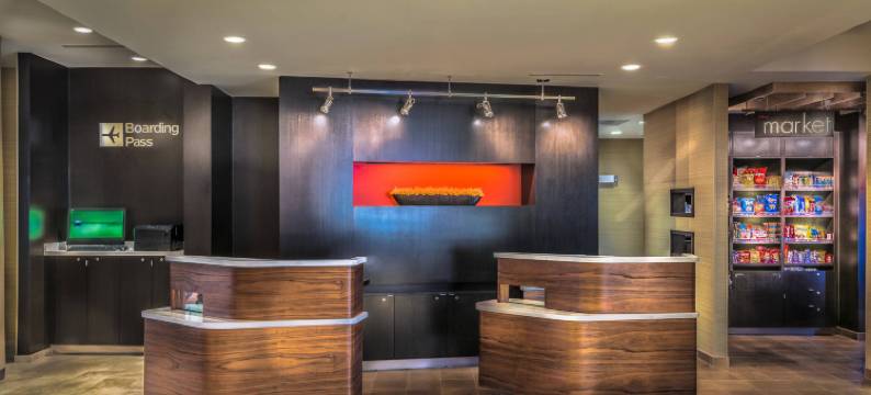 查尔斯顿市中心/市政中心万怡酒店(Courtyard Charleston Downtown/Civic Center)图片