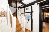 Stunning house right by the sea, spectacular far reaching sea views in Polperro - Country Houses