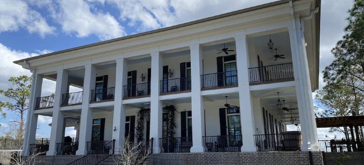 7,500 SF Southern Plantation House on 120 Acres on Blackwater Bay & Private Pool图片