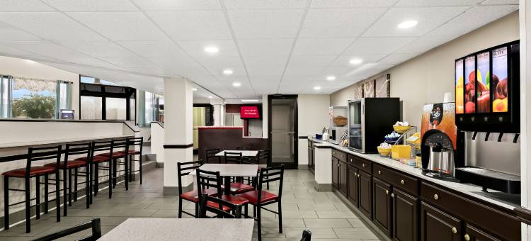 邓肯红屋顶套房酒店(Red Roof Inn & Suites Duncan)图片