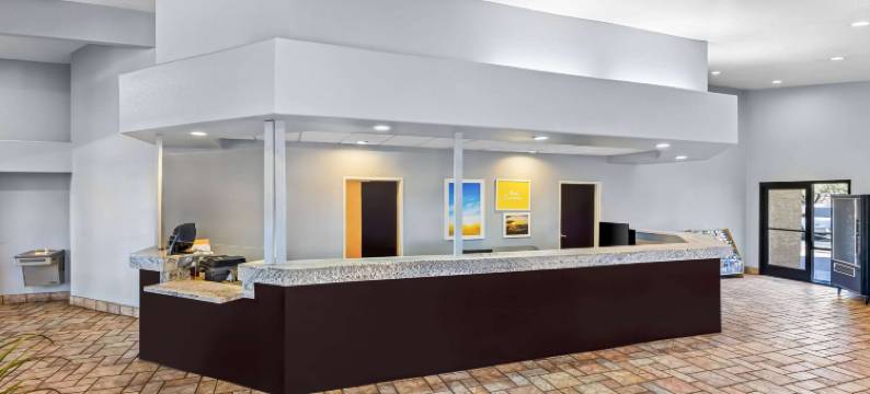 巴克艾温德姆戴斯酒店(Days Inn by Wyndham Buckeye)图片