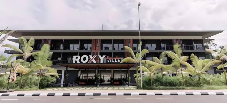 罗克西-塞马坦别墅和联排别墅(Roxy Sematan Villa & Townhouse)图片
