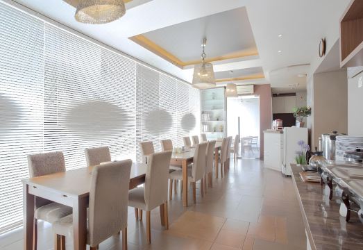 Life Emerald Hotel Surabaya Hotel Overview