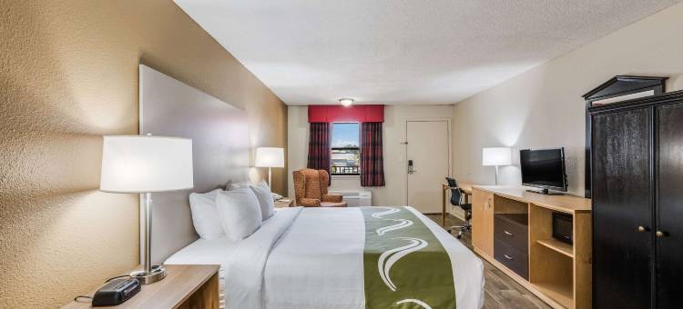 温泉城 - 汉密尔顿湖凯艺套房酒店(Quality Inn & Suites Hot Springs - Lake Hamilton)图片