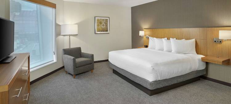 埃德蒙顿市中心希尔顿逸林酒店(DoubleTree by Hilton Edmonton Downtown)图片