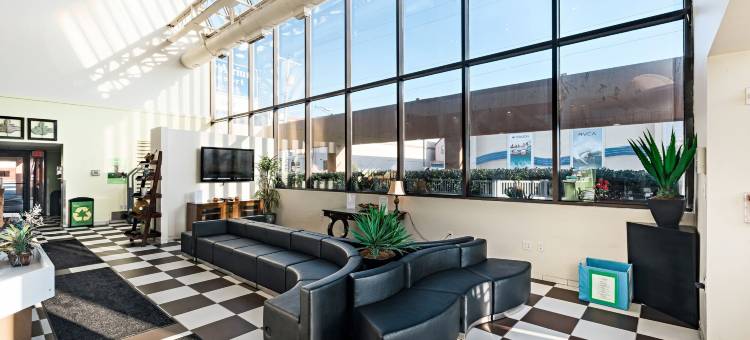 瓦卡提亚维吉尼亚海滩中庭度假村(The Atrium Resort, Virginia Beach by Vacatia)图片