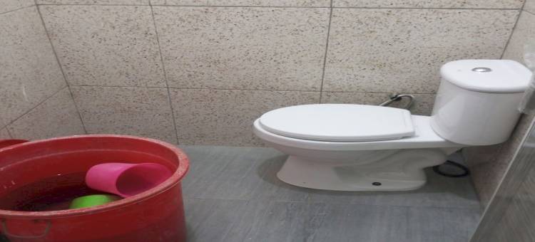 OYO 94032 JM旅馆2号近卡拉旺车站(Hotel O Jm Guest House 2NearStasiun Karawang)图片