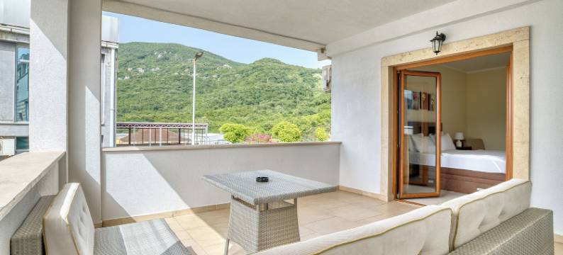 亚斯歌剧酒店(Hotel Opera Jaz)图片