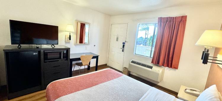 Studio 6套房 – 加州贝尔弗劳尔 - 洛杉矶(Studio 6 Bellflower, CA - Los Angeles)图片