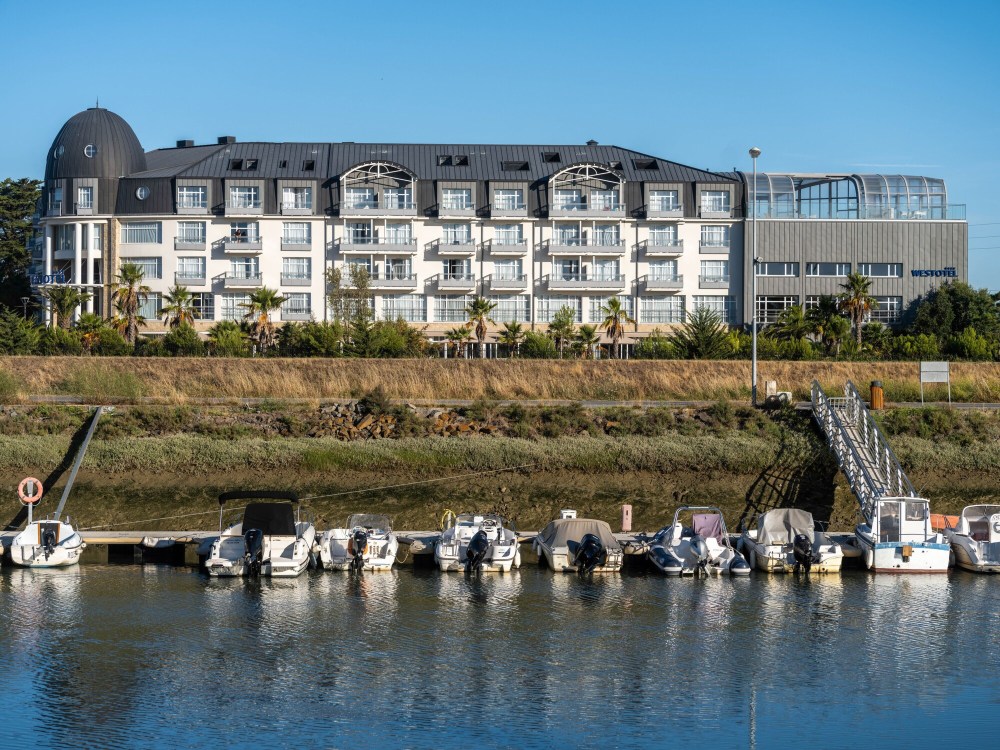 Westotel le Pouliguen Over view