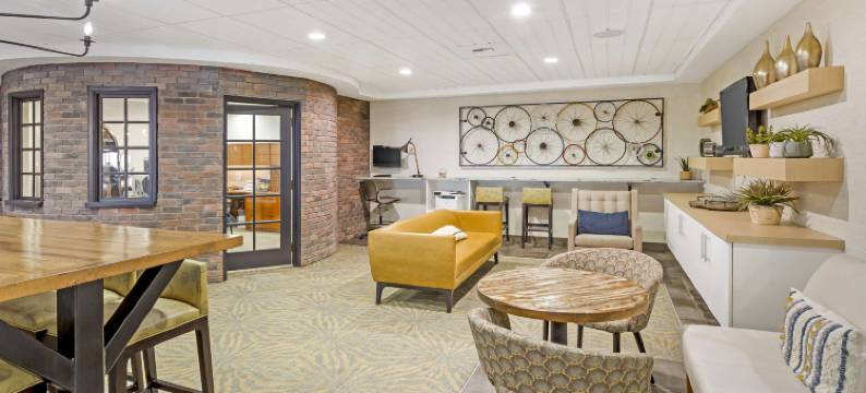 格兰特溪贝斯特韦斯特优质酒店(Best Western Plus Grant Creek Inn)图片