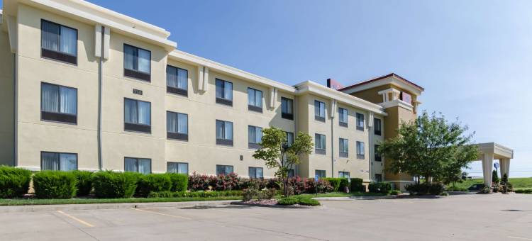 南萨莱纳舒适套房酒店(Comfort Suites Salina South)图片