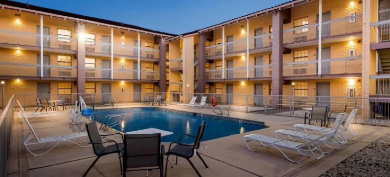 西伯明翰戴斯酒店(Days Inn by Wyndham Birmingham/West)图片