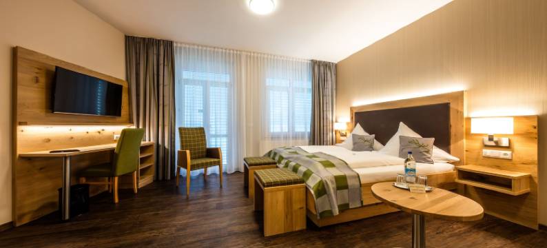 恩德哈特兰德酒店(Landhotel Endhart)图片