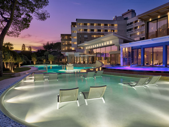 特尔杰斯泰欧滨海酒店 - 豪华度假屋