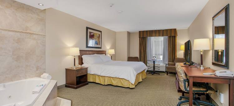 智选假日套房酒店奴隶湖(Holiday Inn Express & Suites Slave Lake)图片