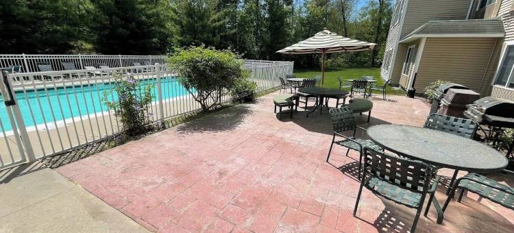 丽笙乡村套房酒店-纽约州乔治湖昆斯伯里(Country Inn & Suites by Radisson, Lake George Queensbury, NY)图片