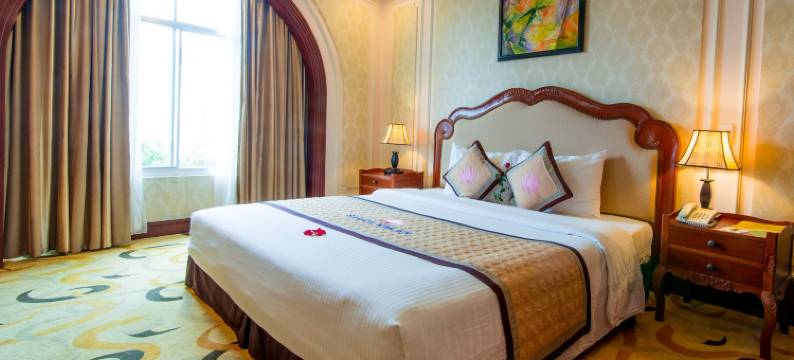 荣市城西贡金连酒店(Sai Gon Kim Lien Hotel Vinh City)图片