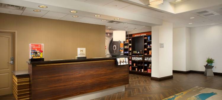 锡拉丘兹/凯瑞尔环路欢朋酒店(Hampton Inn & Suites Syracuse/Carrier Circle)图片