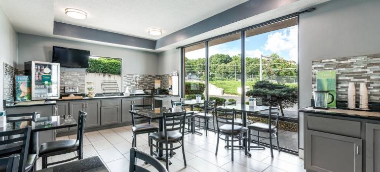 约翰逊城品质酒店(Quality Inn Downtown)图片