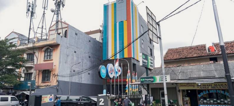 桑斯酒店普里英达雅加达(Sans Hotel Puri Indah Jakarta)图片