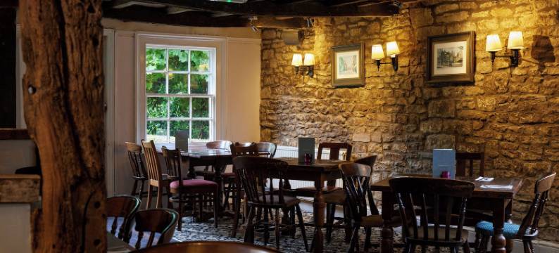 泰特伯里霍尔猎人酒店 - 格林国王旅馆(Hunters Hall Inn by Greene King Inns)图片