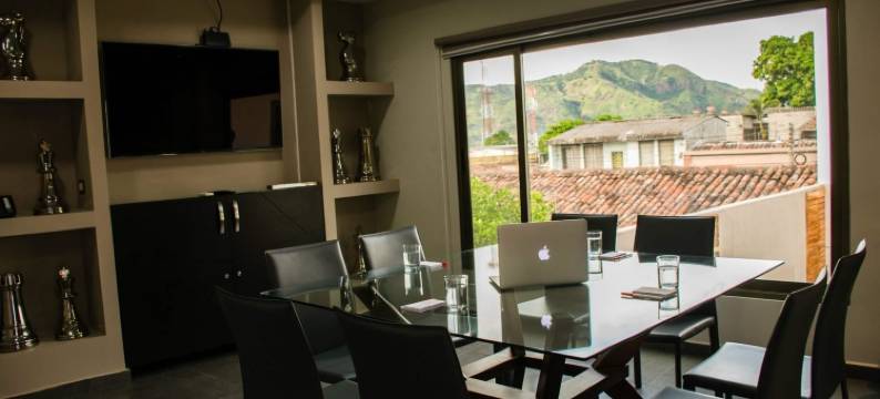 雷姆福特酒店(Remfort Hotel)图片