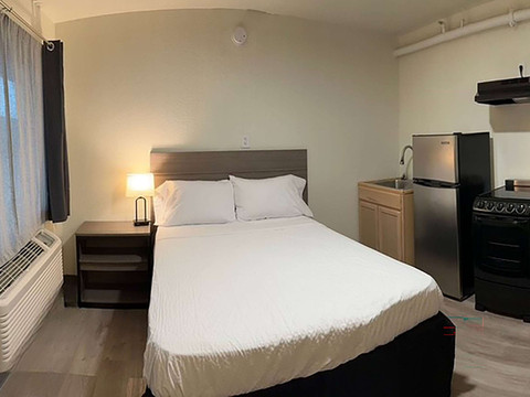 Studio City Suites, a Travelodge by Wyndham