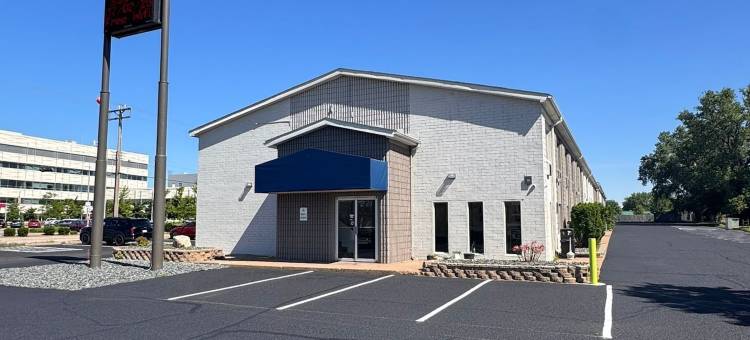 威斯康星州欧克莱尔汽车旅馆(Motel 6 Eau Claire, WI)图片