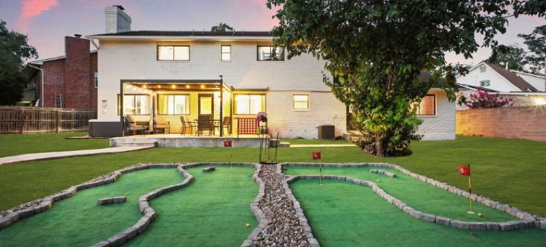 Cozy 6-Bedroom House with Heated Pool, Game Room, Fire Pit ,Hot Tub, Mini Golf图片