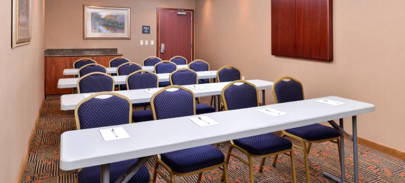 希尔顿欢朋酒店-埃文斯顿(Hampton Inn Evanston)图片