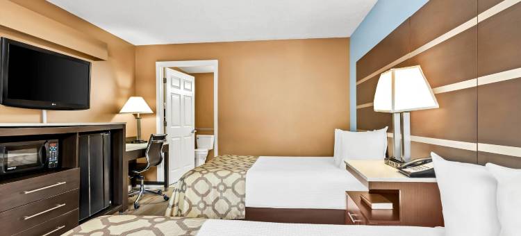 森林之城温德姆呗盟套房酒店(Baymont by Wyndham Forest City)图片